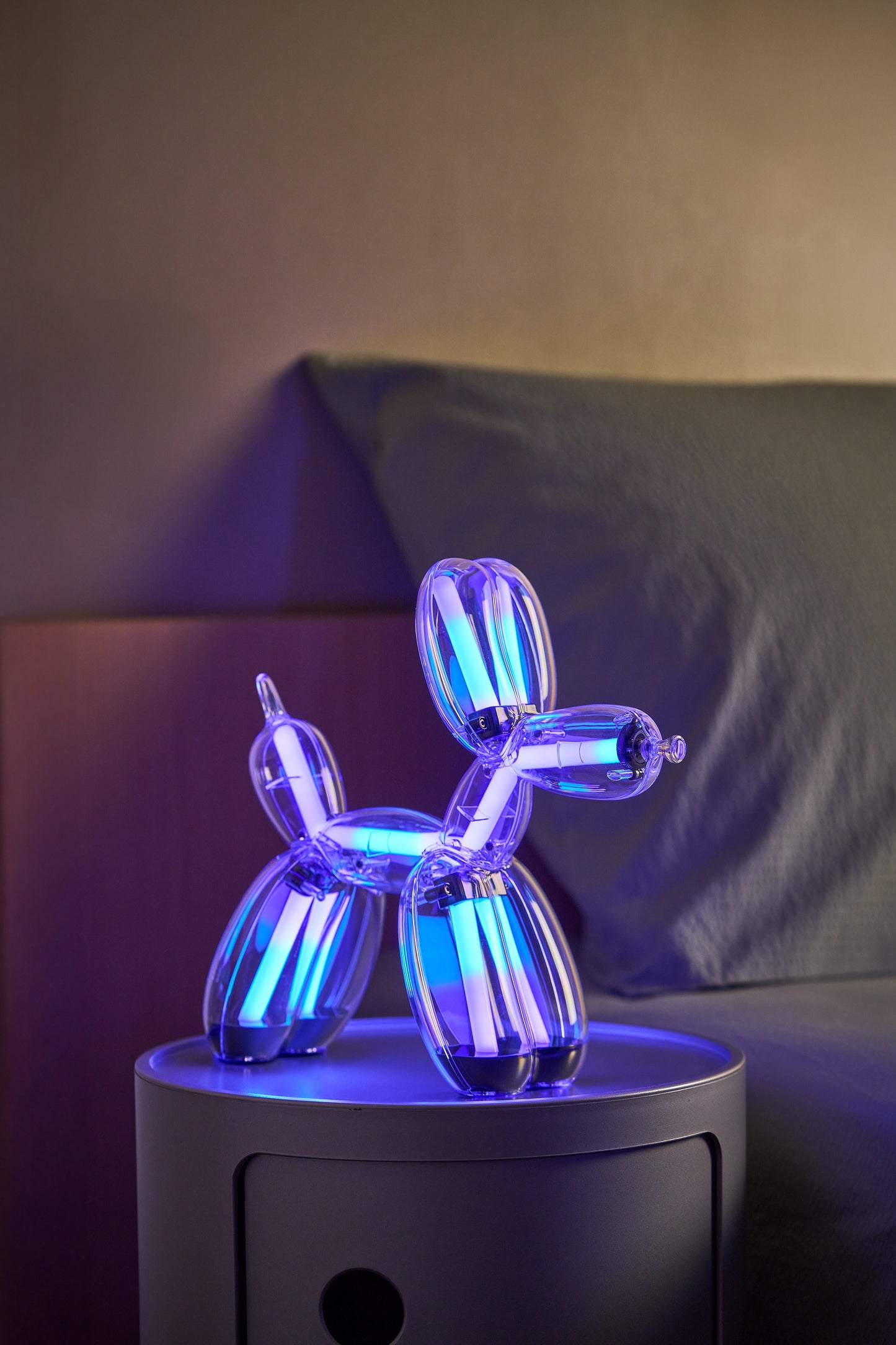 Jeff Koons  - Balloon Dog Lamp